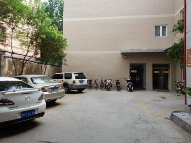Jinjiang Inn Select Jinan Baotuquan Buitenkant foto